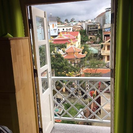 Homestay Hoang Vy Da Lat Esterno foto