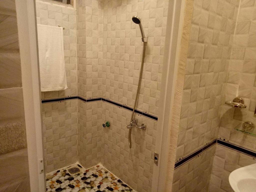 Homestay Hoang Vy Da Lat Esterno foto